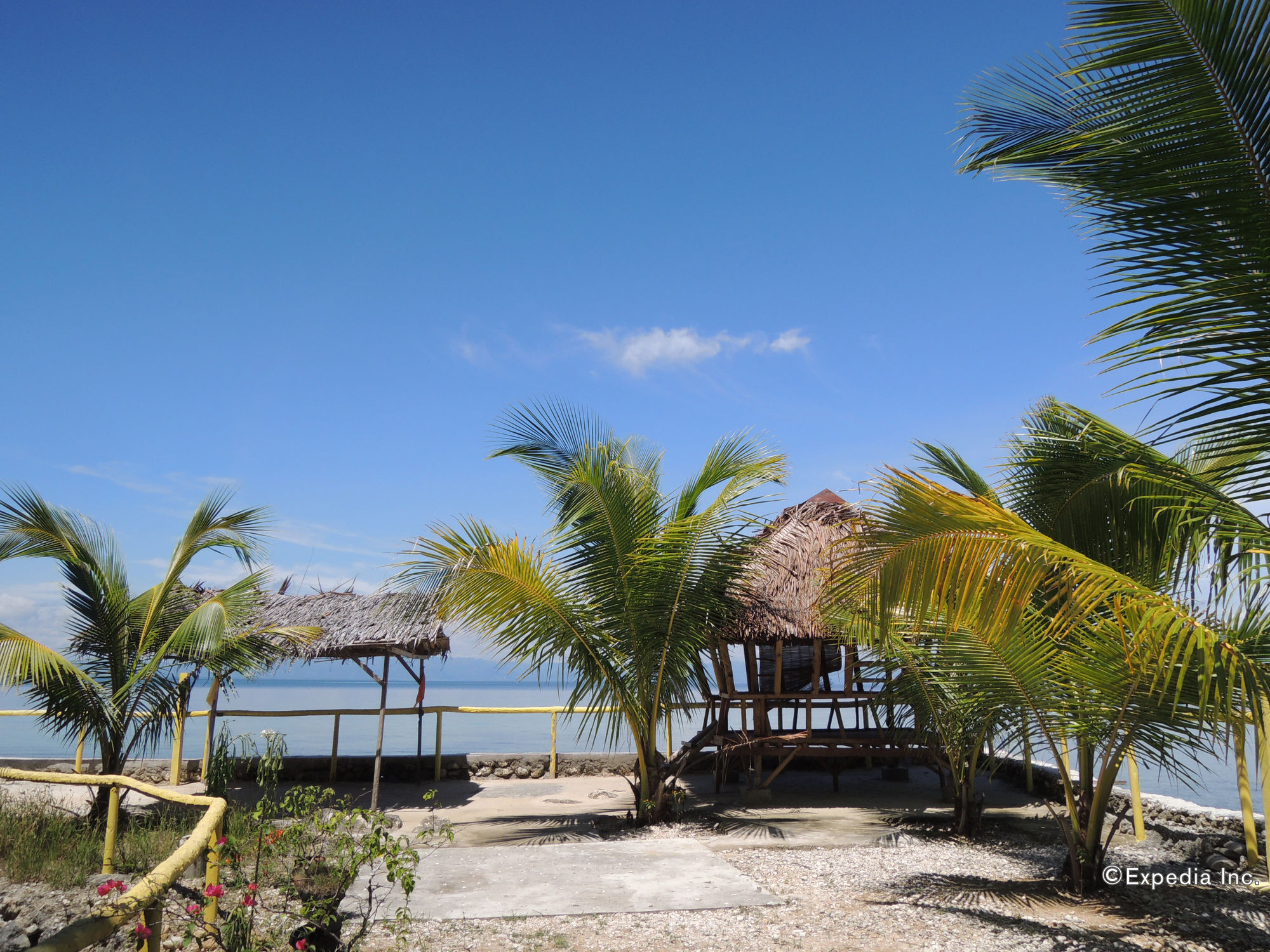 Gorion Beach Resort Samboan Bagian luar foto